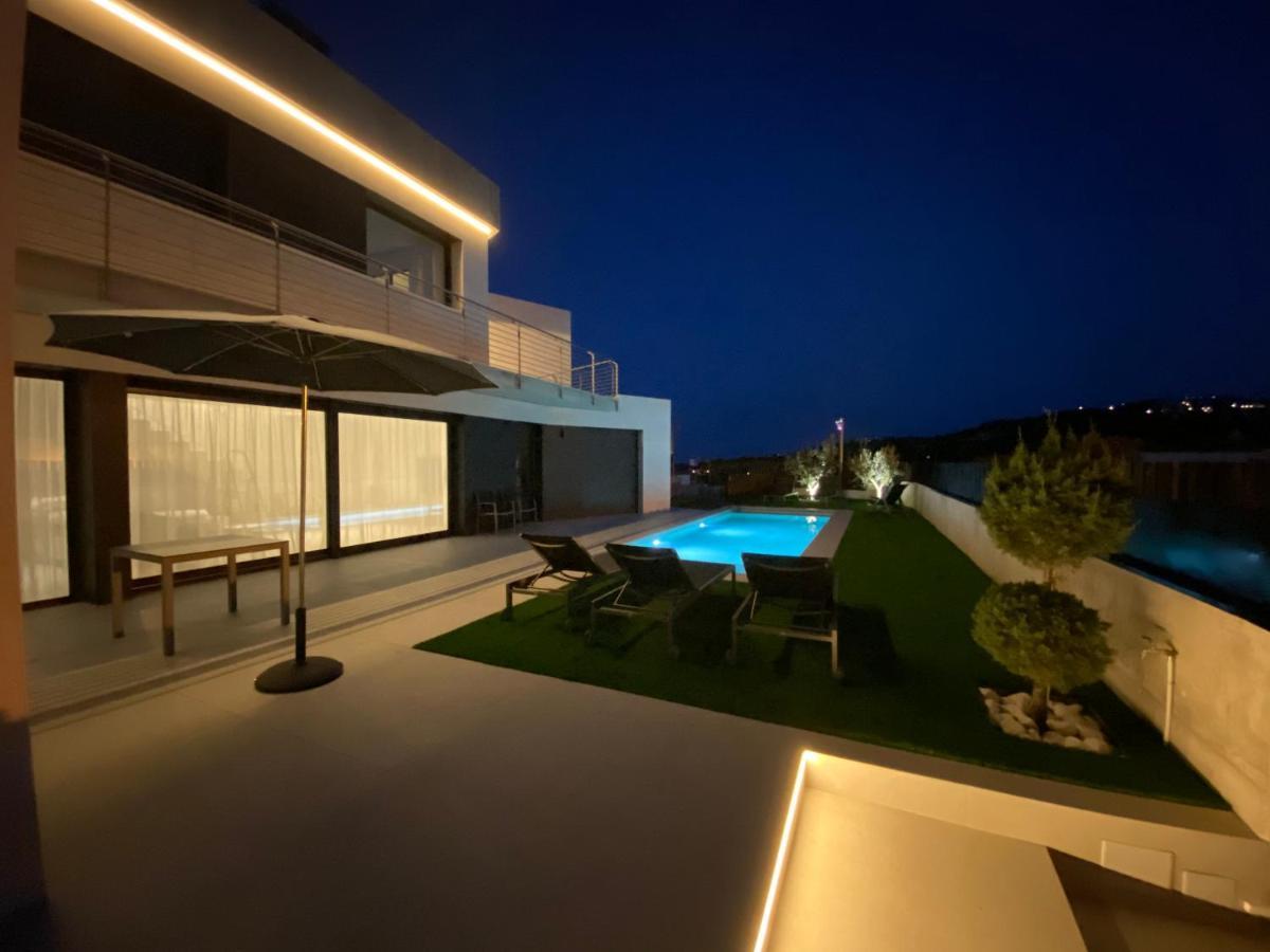 Naramia Sagaro Villa With Poolgarden10 Pax ساغارو المظهر الخارجي الصورة
